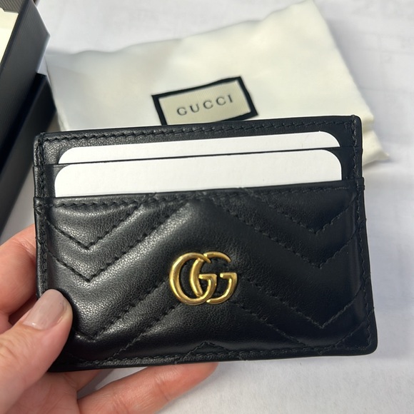 Gucci Card Holder & Makeup Bundle - Picture 3 of 5